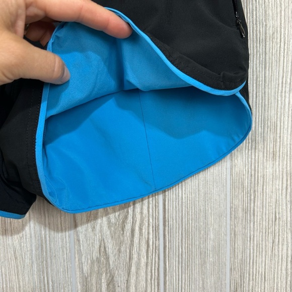 Zyia Active Reversible Flip It Running Shorts 
Elastic Waistband Black Blue SZ S - Picture 11 of 11